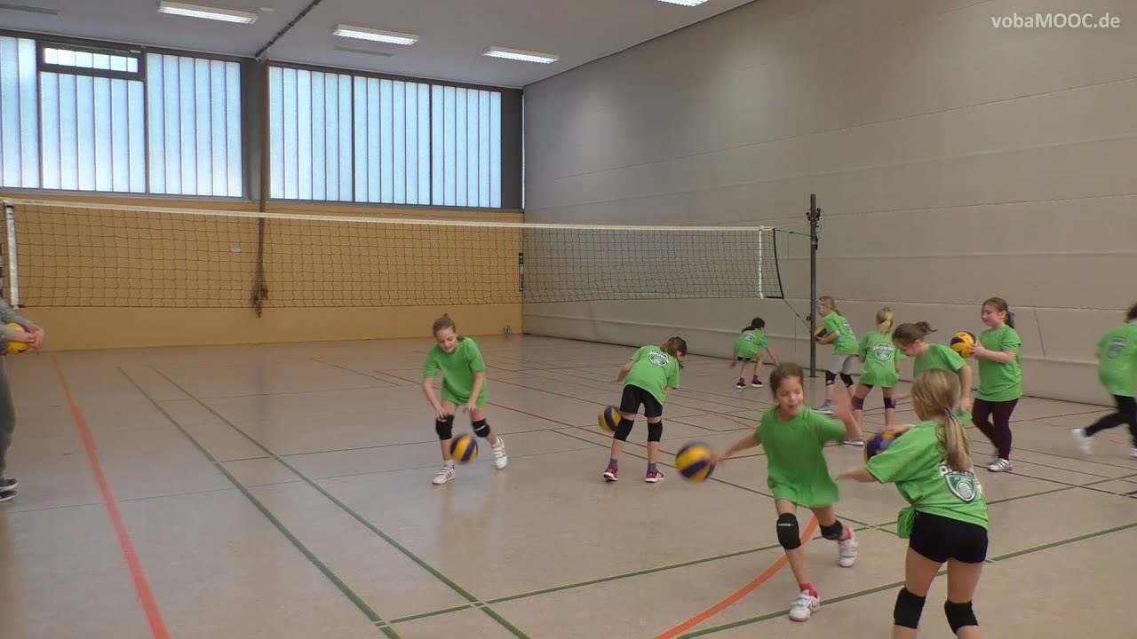 Aufw&auml;rmen mit prellen und peripherem Sehen - proWIN Volleys TV Holz