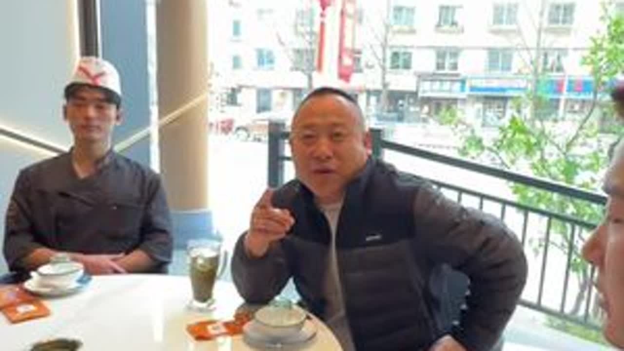 大街小巷培养出来的厨师团队#各地文旅在线喊话必吃榜