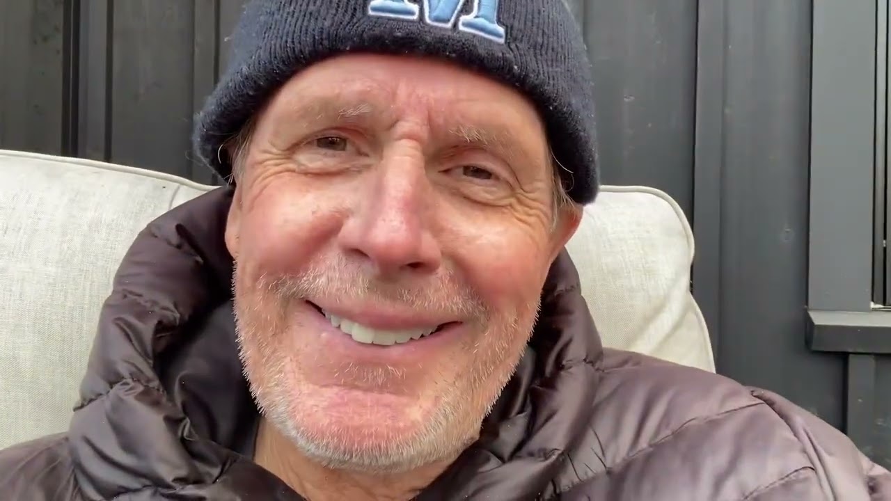 STARTING HOLIDAY FIGHTS With Bob Marley Comedy #comedy #funnyvlogs #funnyblogs #Boston #newengland