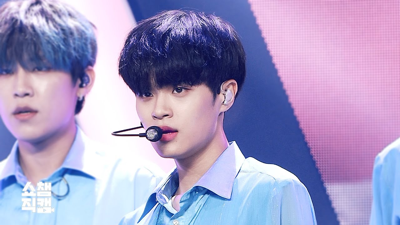 [쇼챔직캠 4K] 에이비식스 이대휘 - 초현실 (AB6IX LEEDAEHWI - SURREAL) l #쇼챔피언 l EP.361