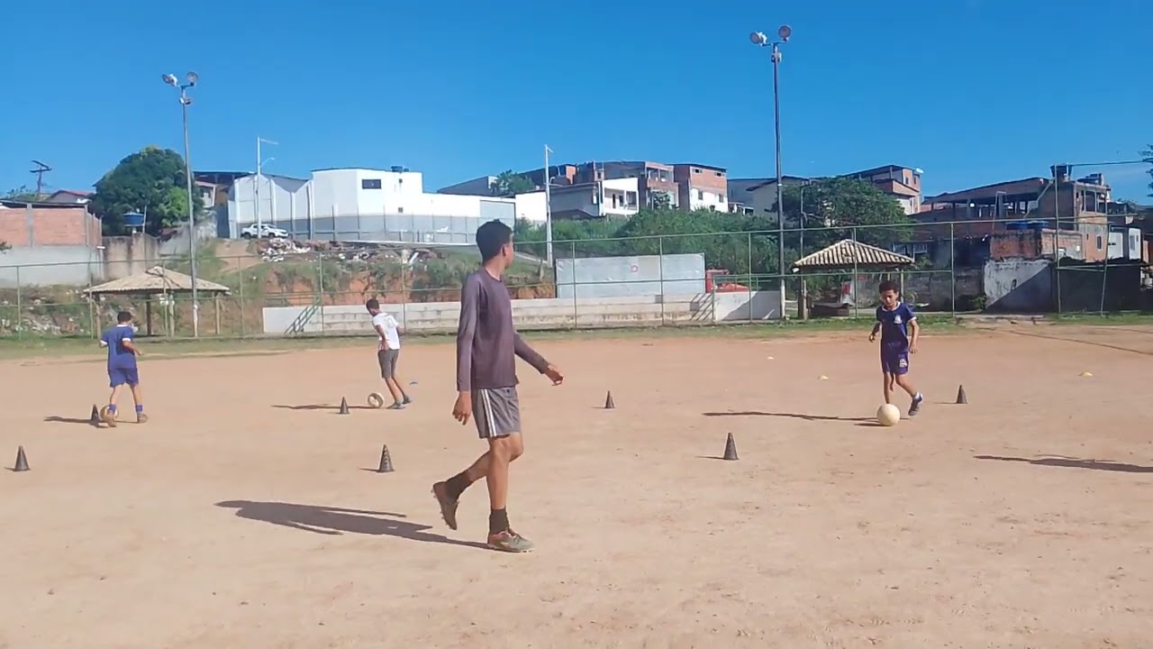 Treino de hoje condução com bola ⚽ e finalização 🥅⚽🥅