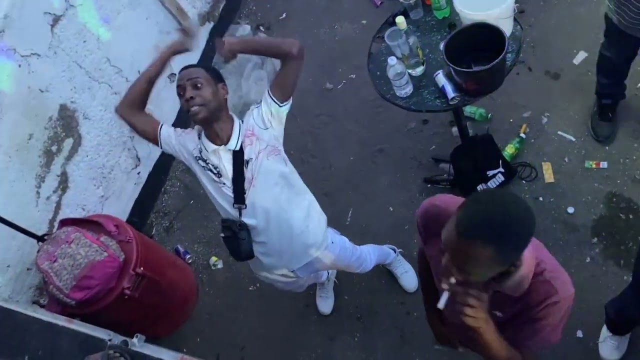 WAR IN TG (TIVOLI GARDEN)? bass odyssey x swatch int x stone love