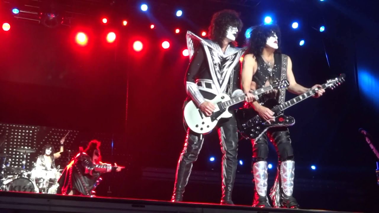 KISS en CHILE 2012 FULL HD [PRIMERA FILA] - La Bamba + Lick It Up
