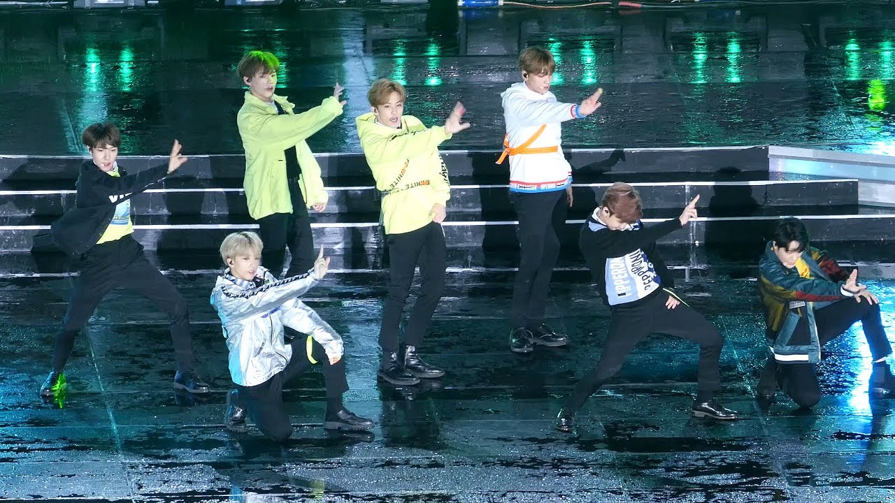 NCT DREAM :  고 Go : 직캠 FanCam : 비 : 미끄러운 무대 slippery stage