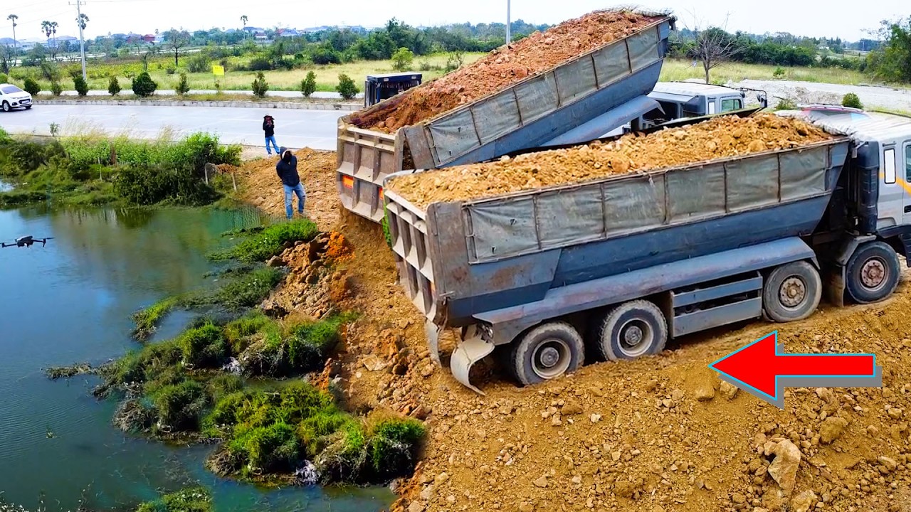 Perfectly Mega Machinery Landfill!! Using Dump Truck 25 Ton Upload Soil & Dozers Push in Action!