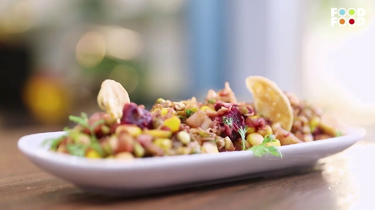 Corn & Sprouts Bhel | हेल्दी टेस्टी स्प्राउट्स भेल Mumbai Style Corn Sprouts Chaat Recipe |FoodFood