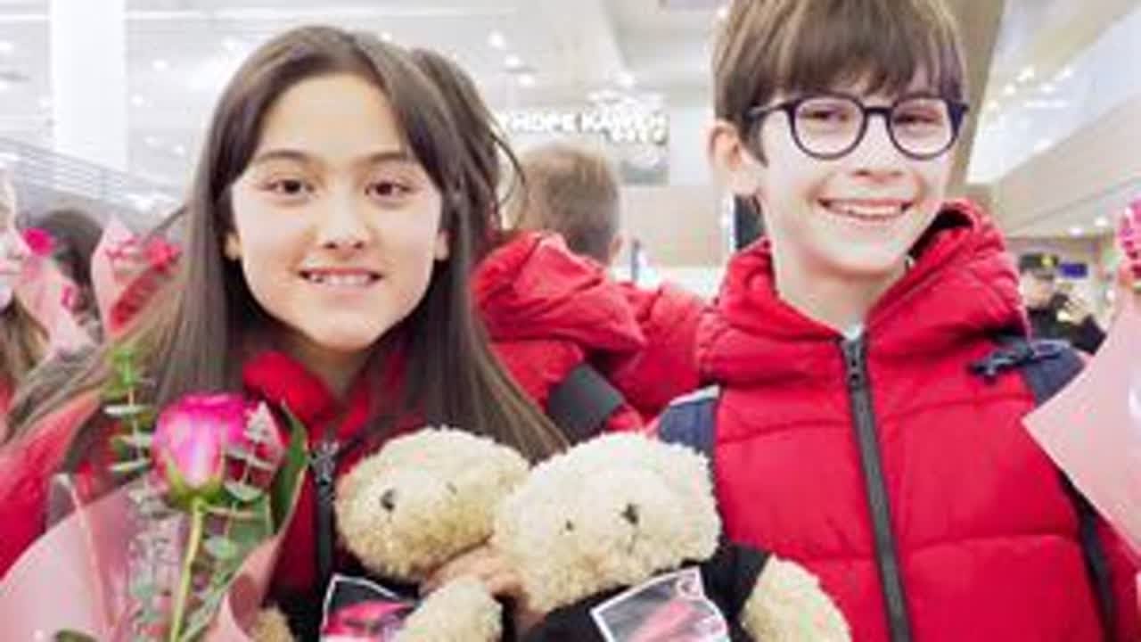2025新年音乐会纪录片《安团在中国》vol1《到达》 《安团在中国》系列纪录片是安团在中国期间特别拍摄的，在纪录片中，大家也可以从安团的视角，解锁中国新年音乐会的台前幕后～第二集将于本周三（6月