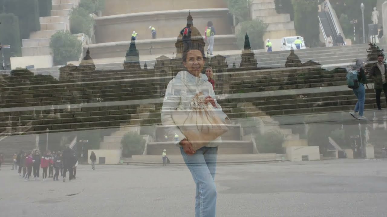 Pasear por  Barcelona  con nosotros HD 720p