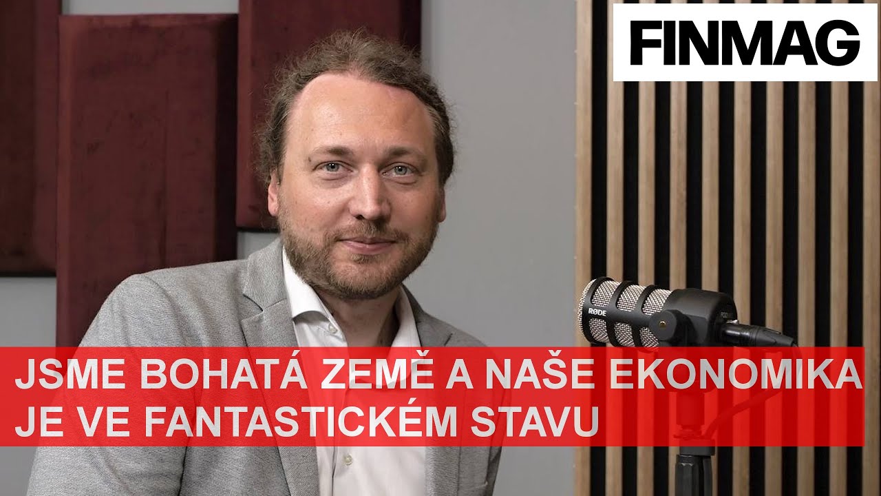 Češi bohatnou, ale neutrácejí, říká Hradil. Škudlení úspor v bance ekonomiku nenakopne