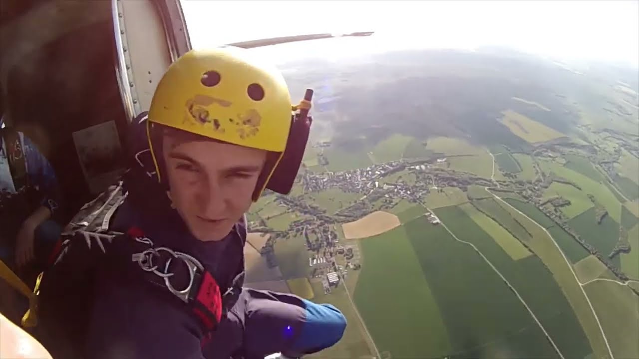 Sherborne CCF - Parachuting