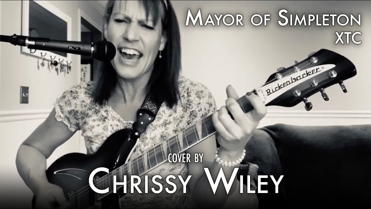 Chrissy Learns a Song, Episode 2 - Mayor of Simpleton