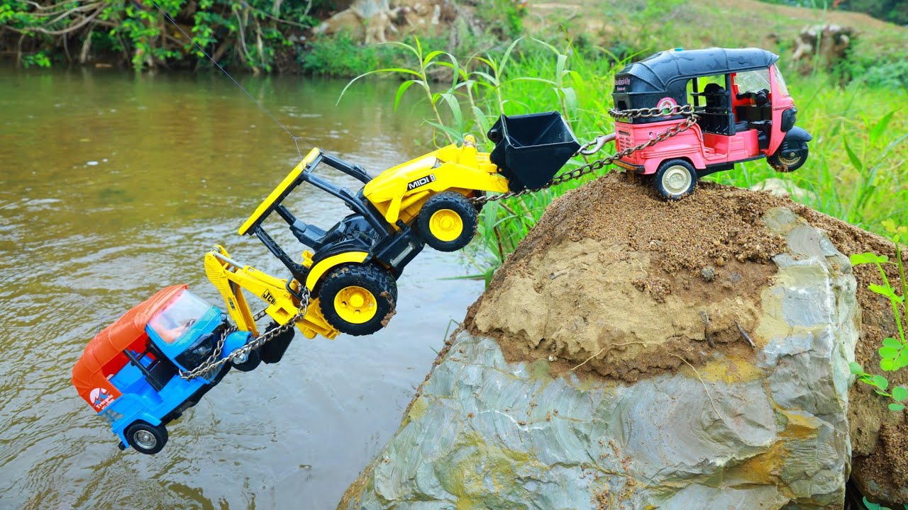 Tata LPT Truck Electric Auto Rickshaw JCB 3DX XPERT Accident River Pulling Out Auto Rickshaw ? CSToy