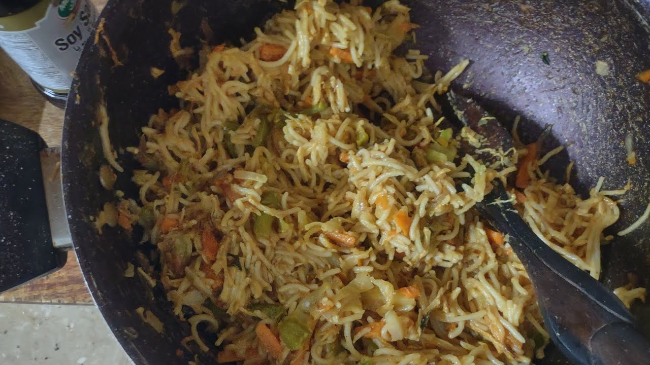 Spicy chicken and vegetables spaghetti recipe