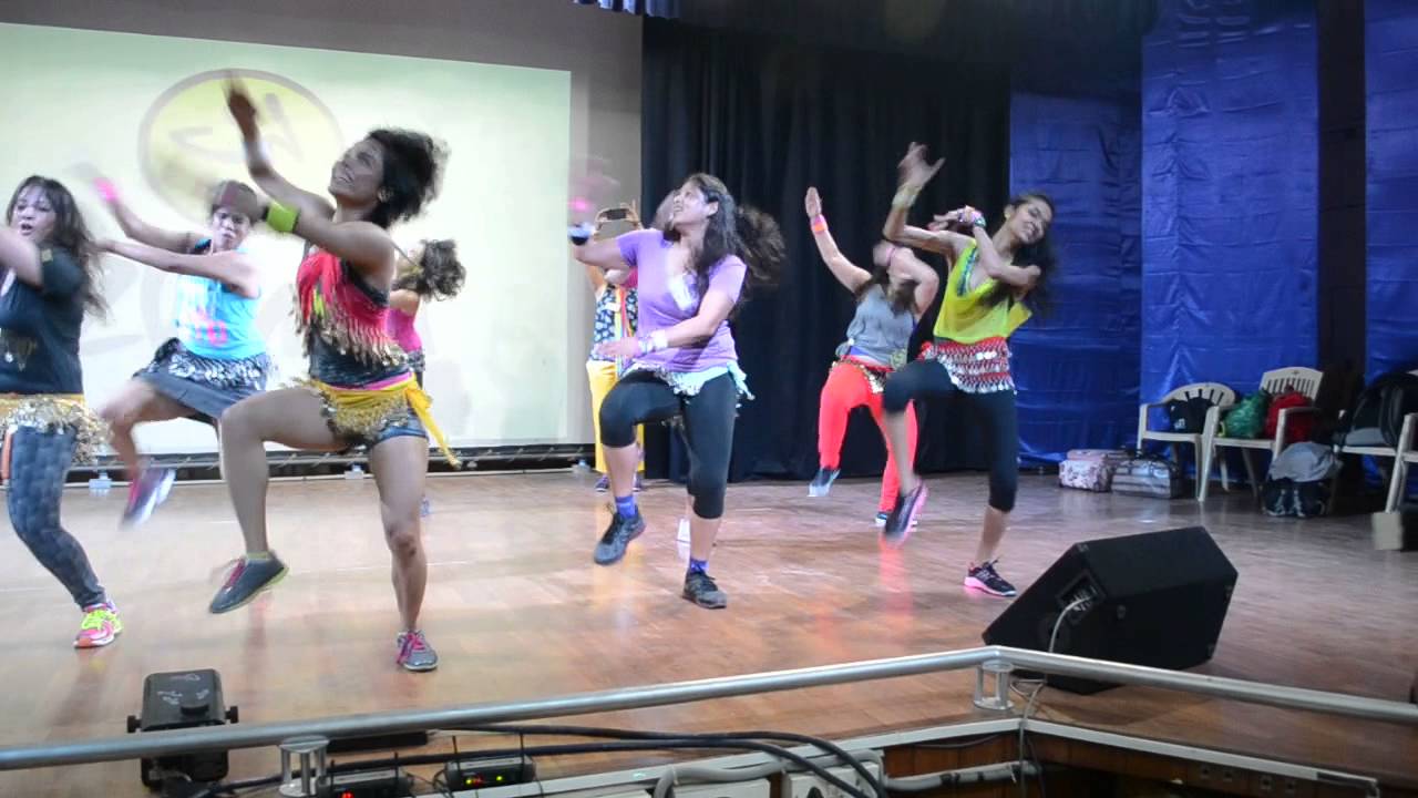 Mumbai,India Zumba team with ZES Sucheta Pal-Jugni(Bollywood)
