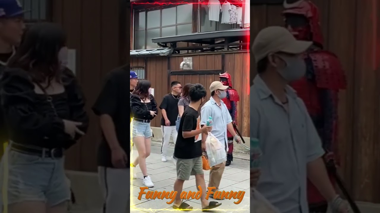 FUNNY PRANK SAMURAI REACTION