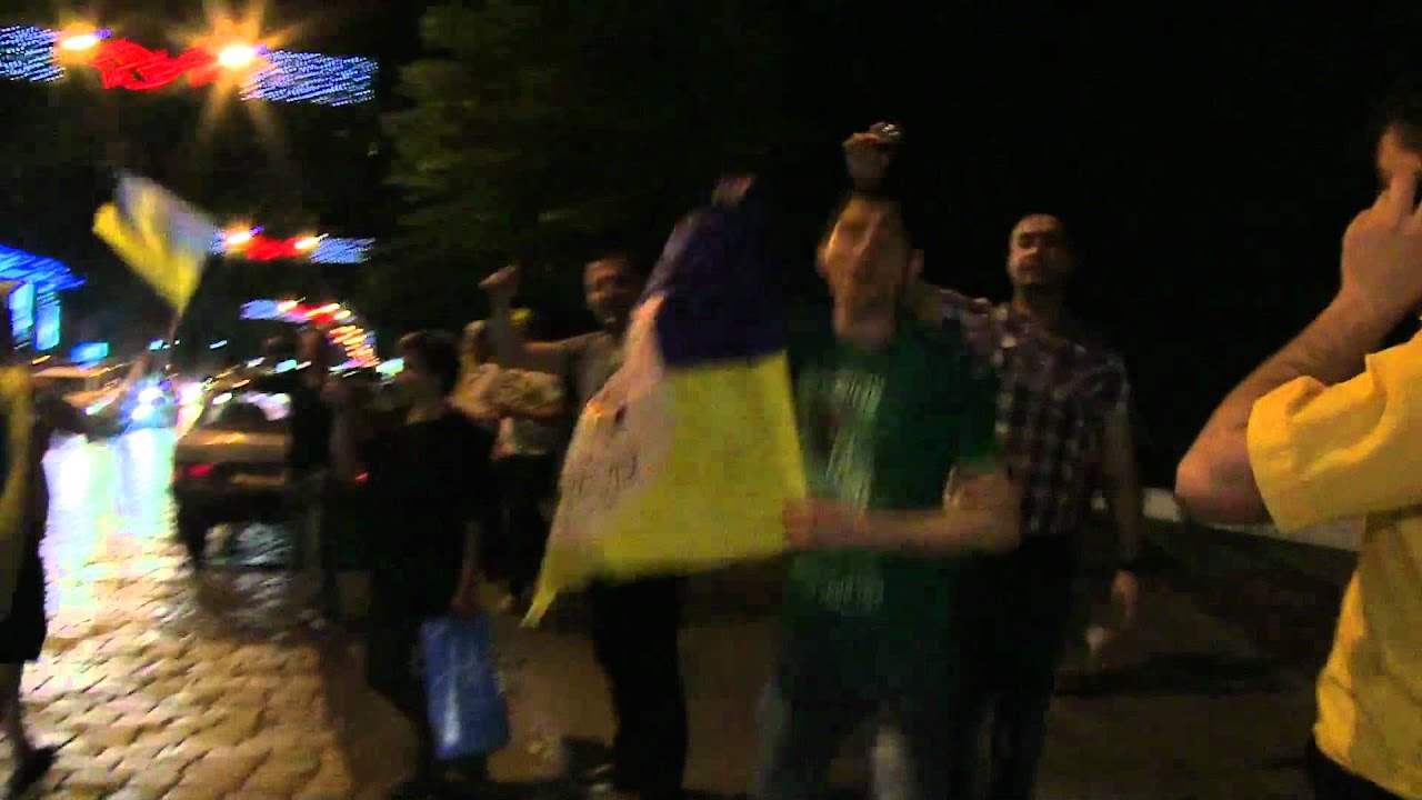 Hyves Oranje Update - Oekra&iuml;ne feest op straat..