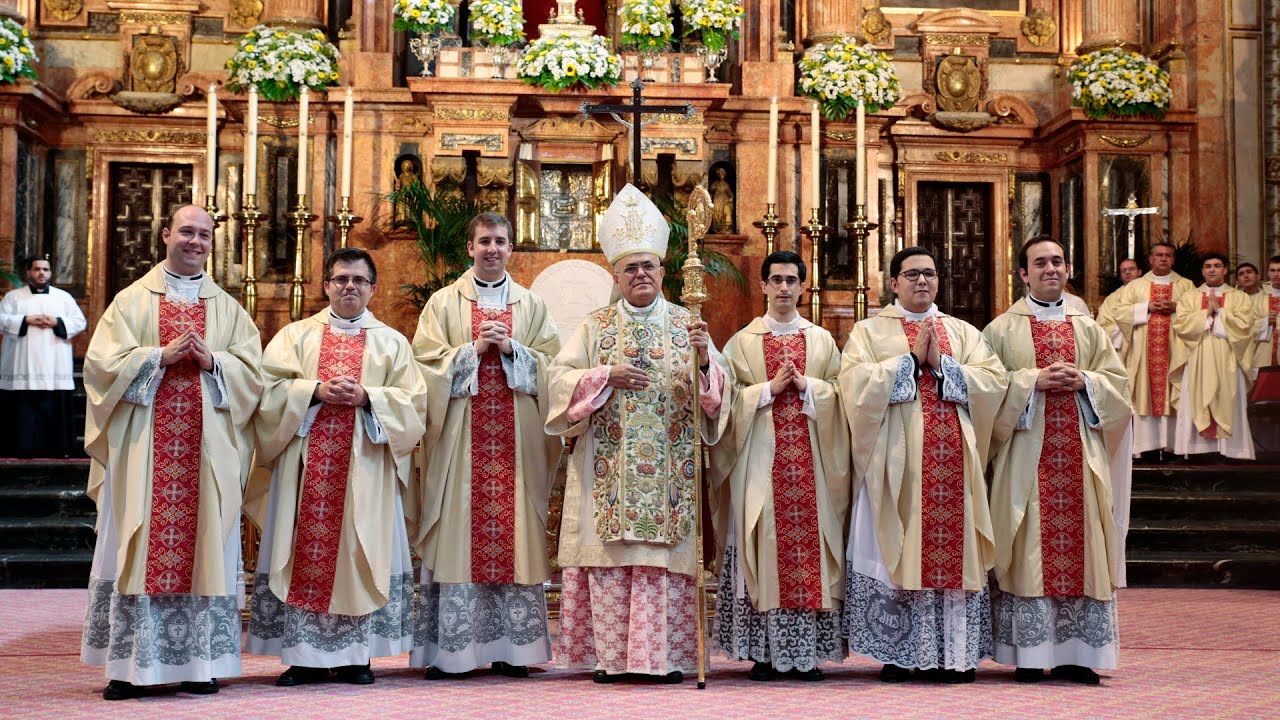 Ordenaciones en la Santa Iglesia Catedral (25-6-2016)
