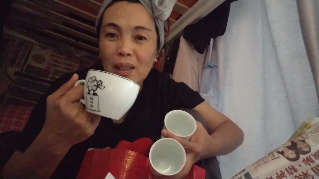 Balutin ko mga napulot ko na tasa 