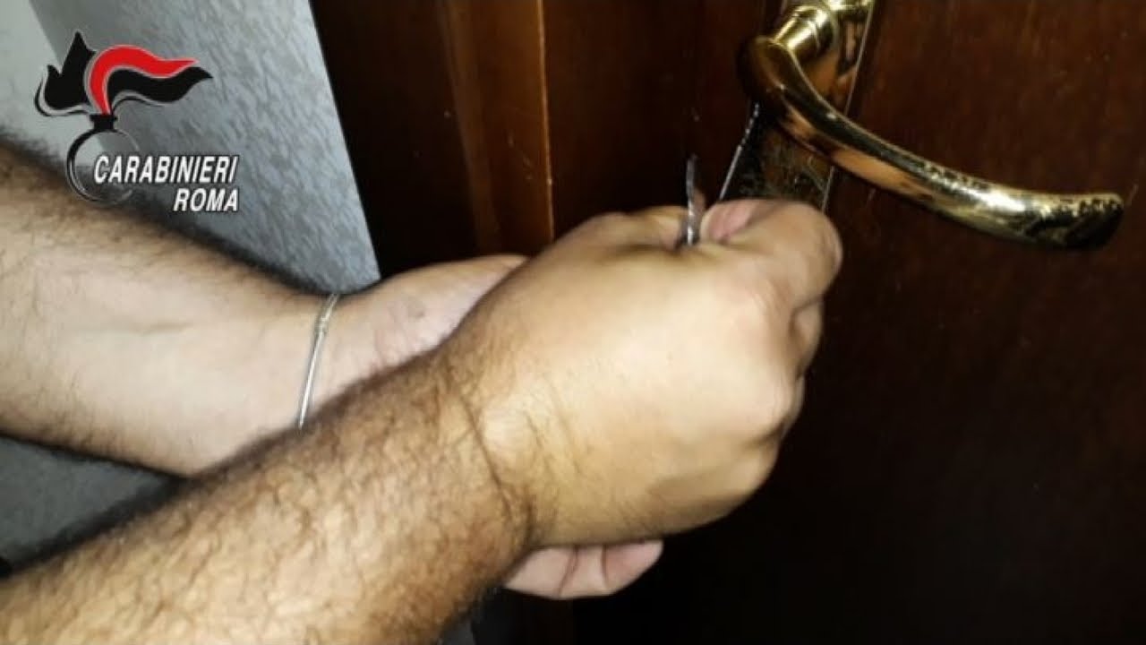 Svaligiava hotel di lusso, arrestato ladro a 4 stelle