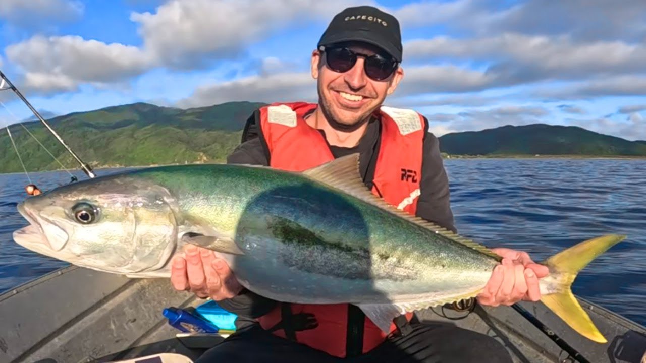 Adrians First Kingfish! | Kapiti Coast 2025.