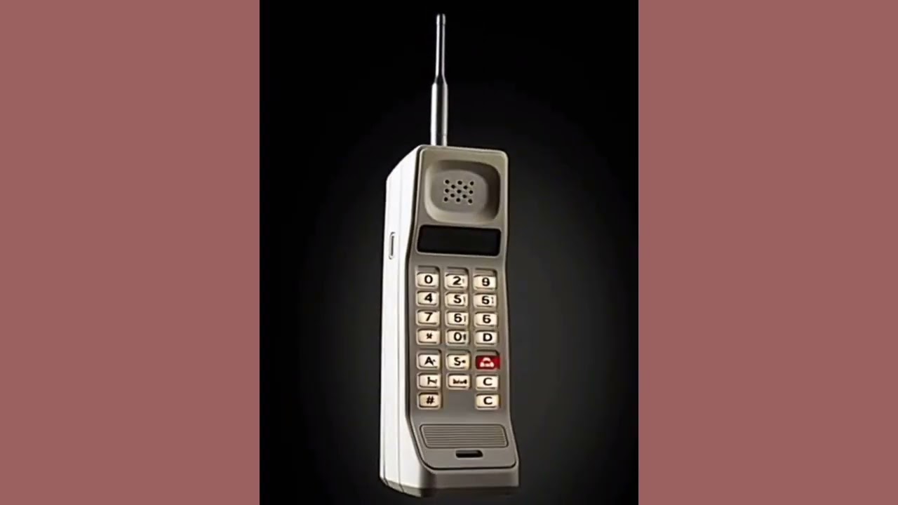 The Motorola DynaTAC 8000X is considered the oldest mobile phone in the world. 