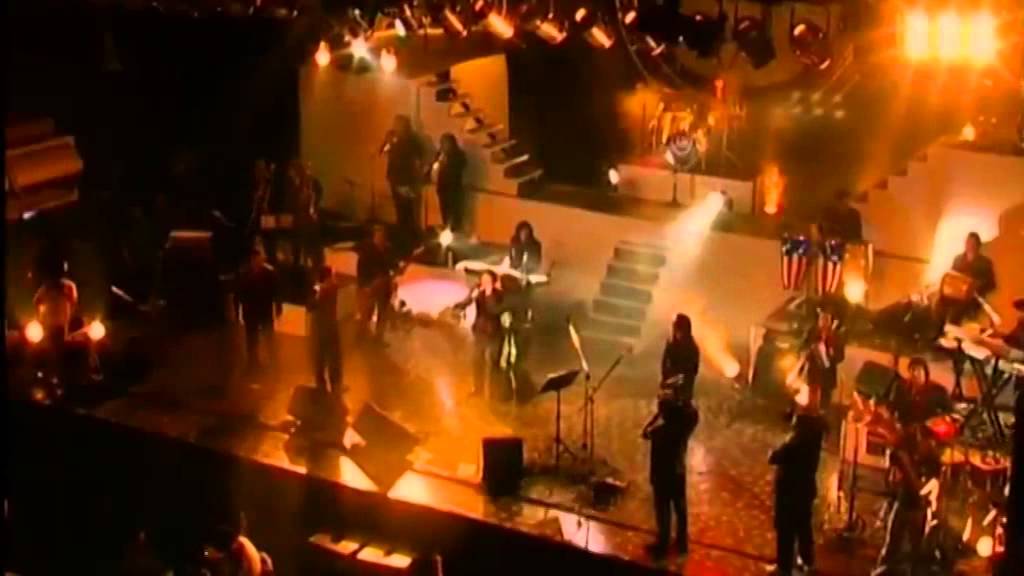 06 - Amor Secreto - La Barra 11 Años En Vivo (2005)