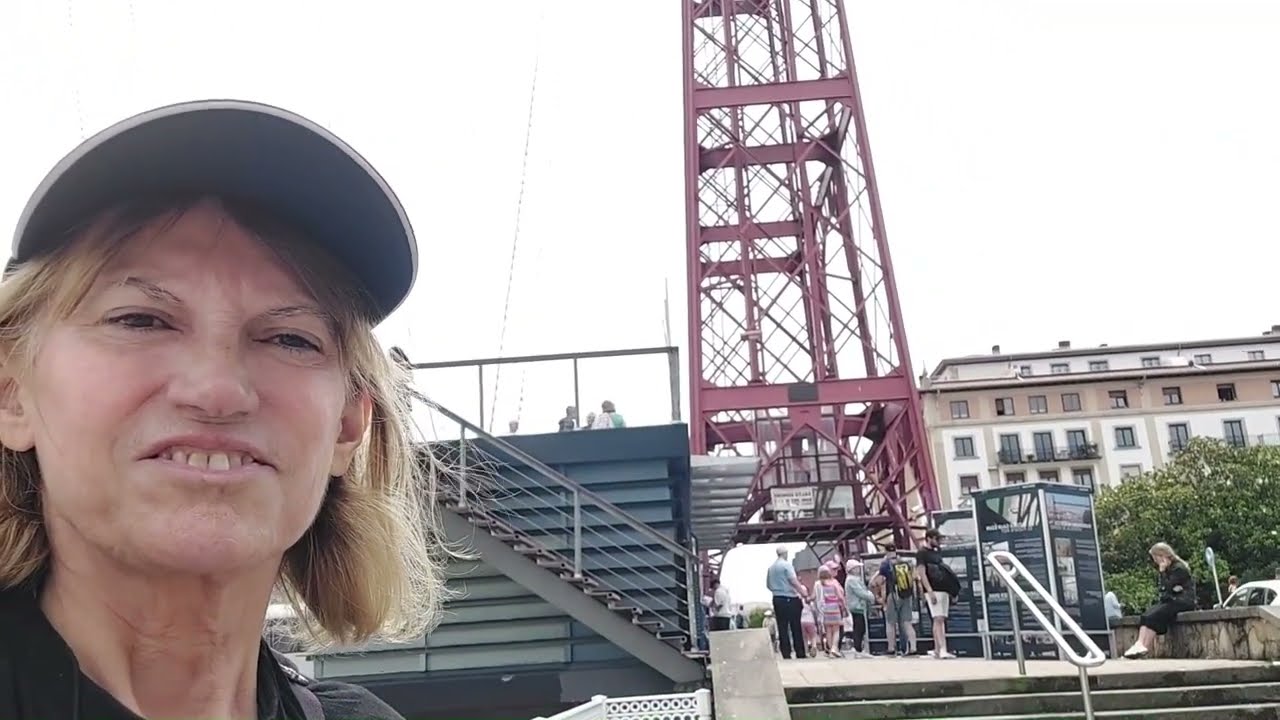Bilbao, rumbo a puente colgante de Vizcaya (Bizkaia) - España