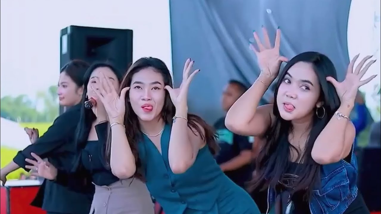 TIADA GUNA LAGI KURNIA RAHMA SISKA AMANDA BUNGA PERMATA DIN ANNESIA ‼️ LALUNA MUSIC - BRATI GROBOGAN