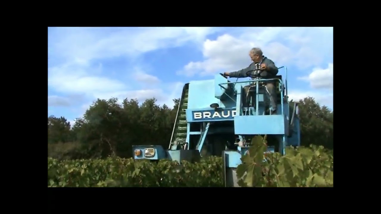1 BRAUD Une des premières 1020 en saumurois