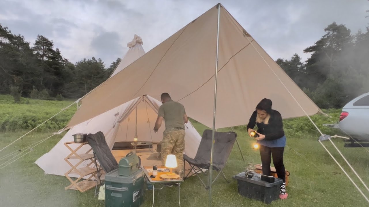 В ПОСРЕДИ ЛЕТА МЫ топили печку и собирали грибы