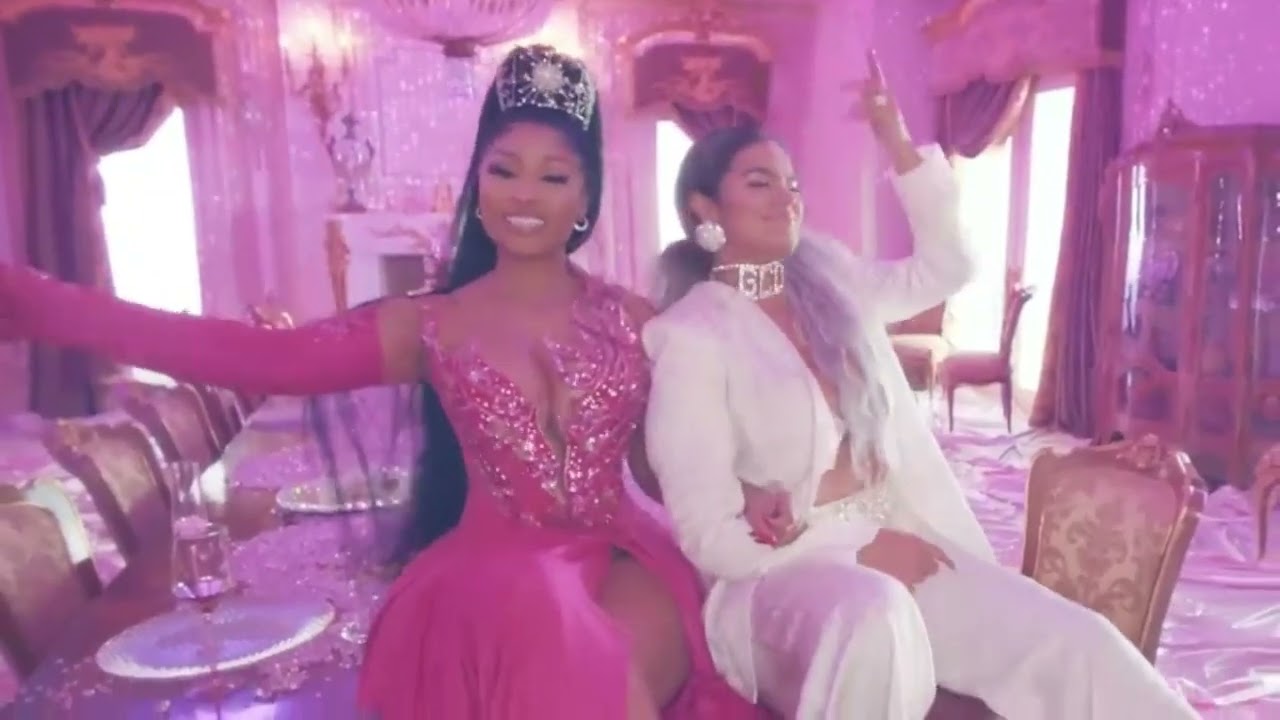 Karol G x  Cardi B | Brindo Por Mí — Clip Oficial