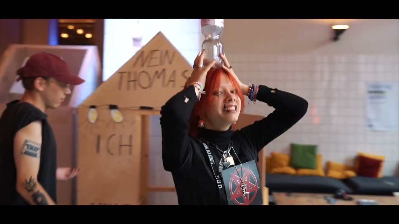 TEENS IN THE HOUSE II &ndash; Eine junge Residenz