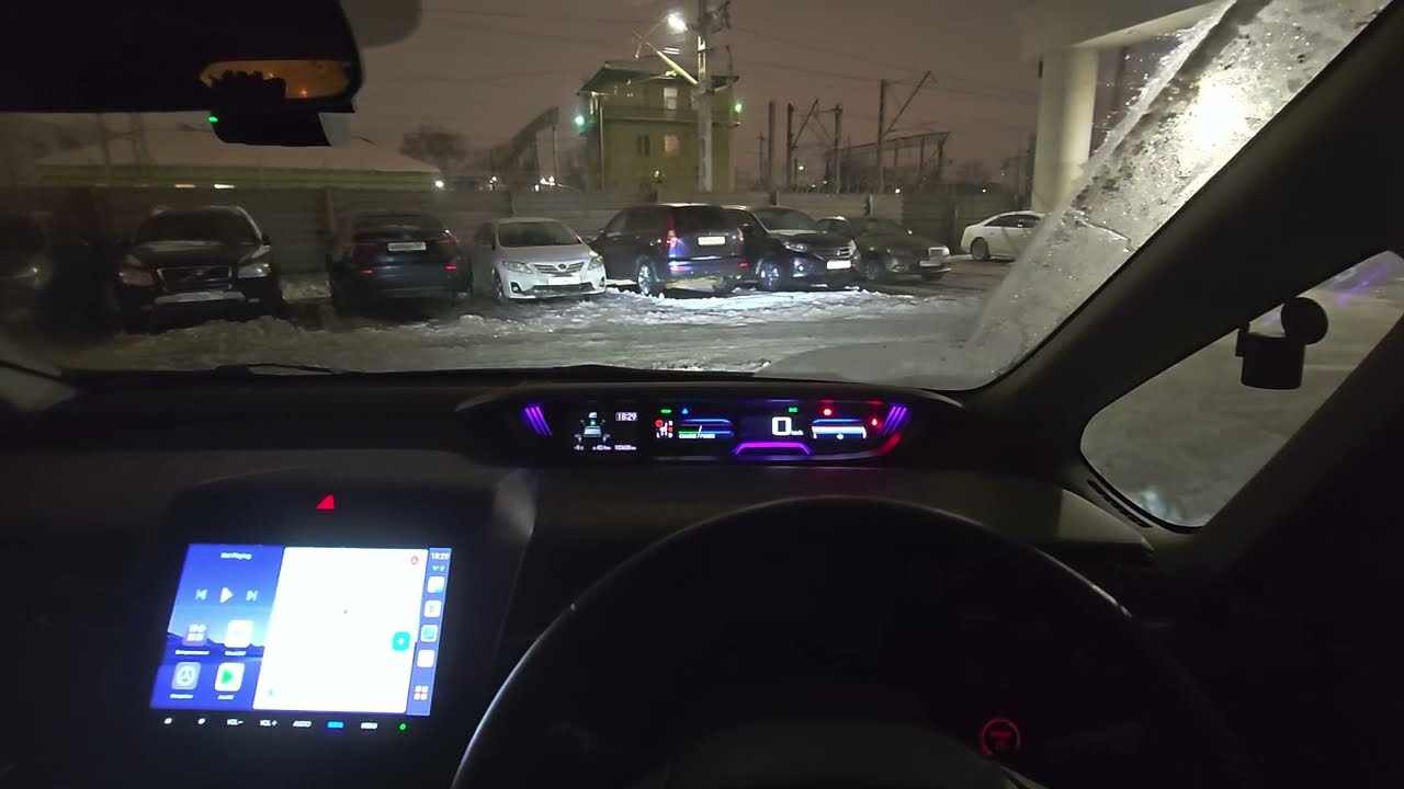 Тепло или нет, в Honda Freed. 