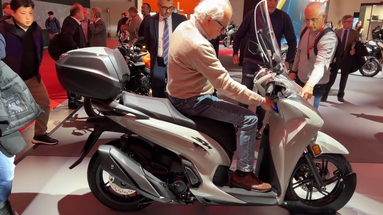 New Honda SH350i (2026) – The King Gets a Facelift! | New Headlight & Colors Walkaround