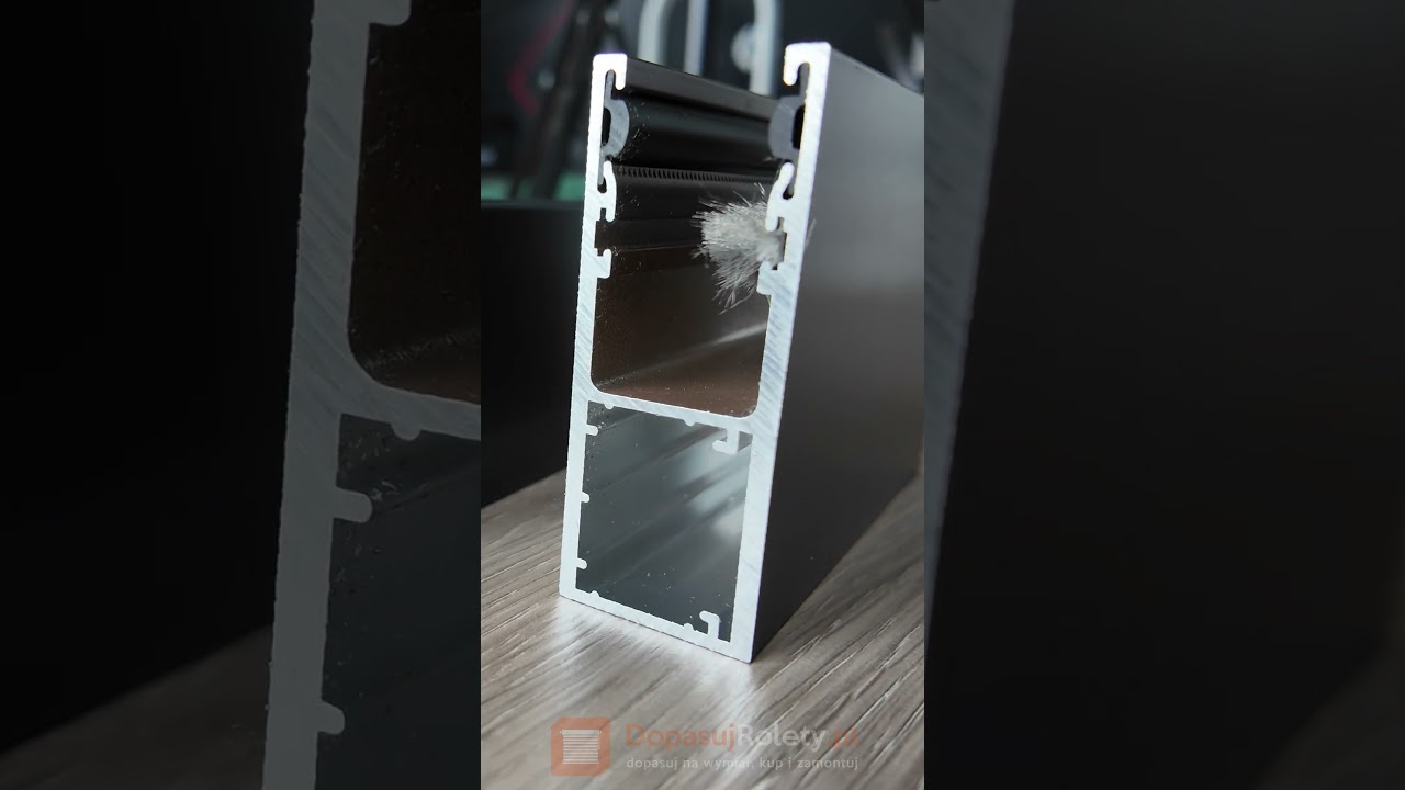 Rolety to to samo co bramy? Sprawdźmy! #roletyzewnetrzne #bramy #bramygarażowe  #diy #aluminium