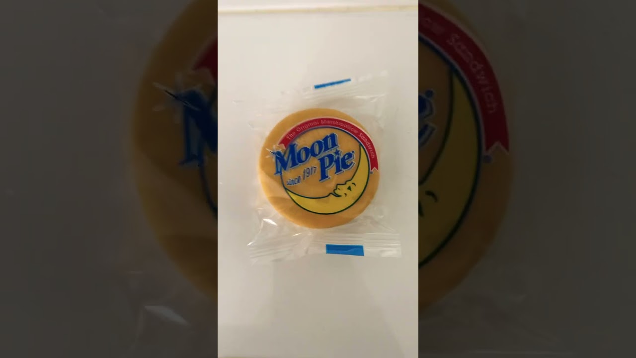 First time trying a moon pie