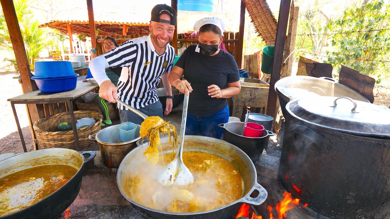 Nicaraguan HANGOVER CURE!! Beef Stomach Stew + Furniture Craftsmen in Masatepe, Nicaragua!!