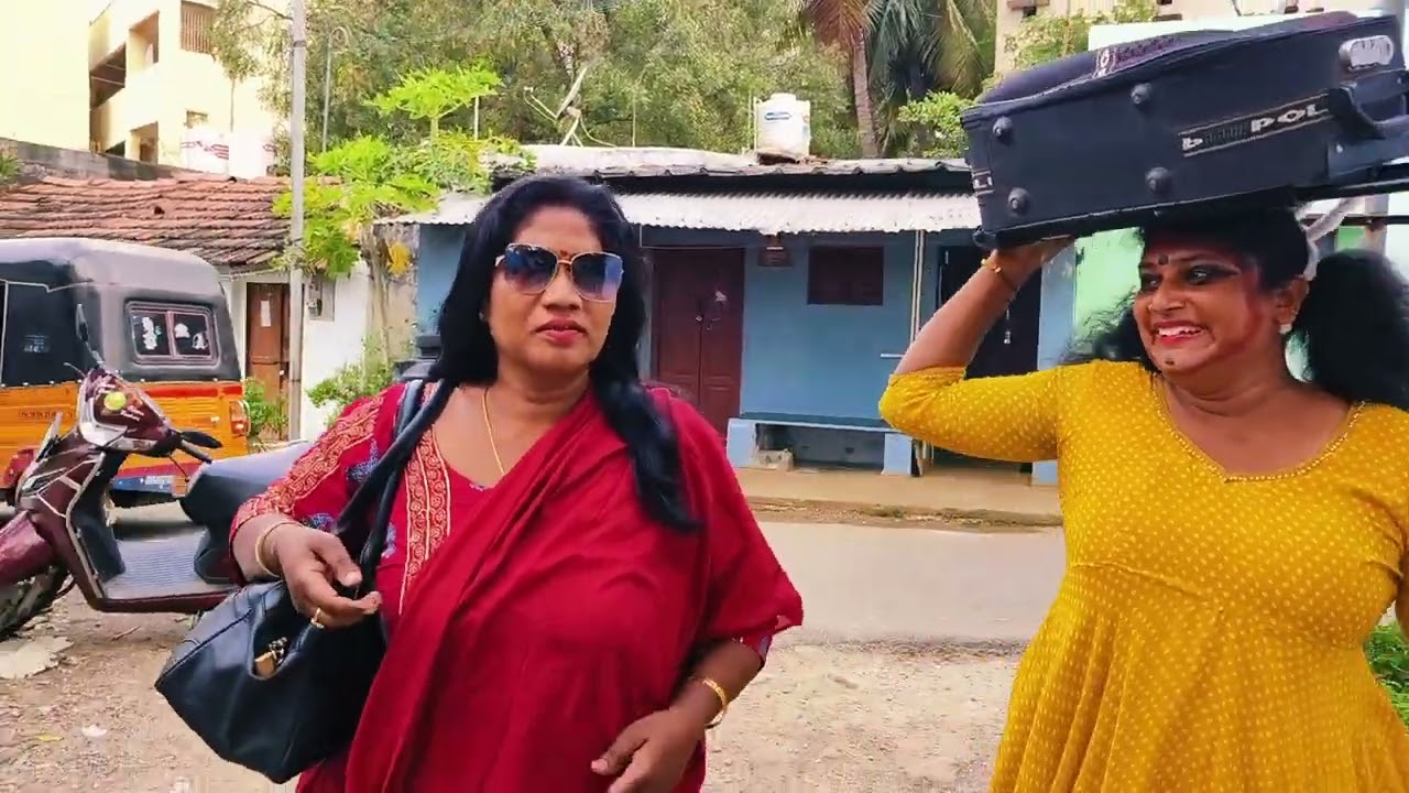 உலகத்துல இப்படி மேக்கப் கொண்டு வந்து நான் பார்த்ததில்லை அம்மா #comedy #kovaimeerafamily