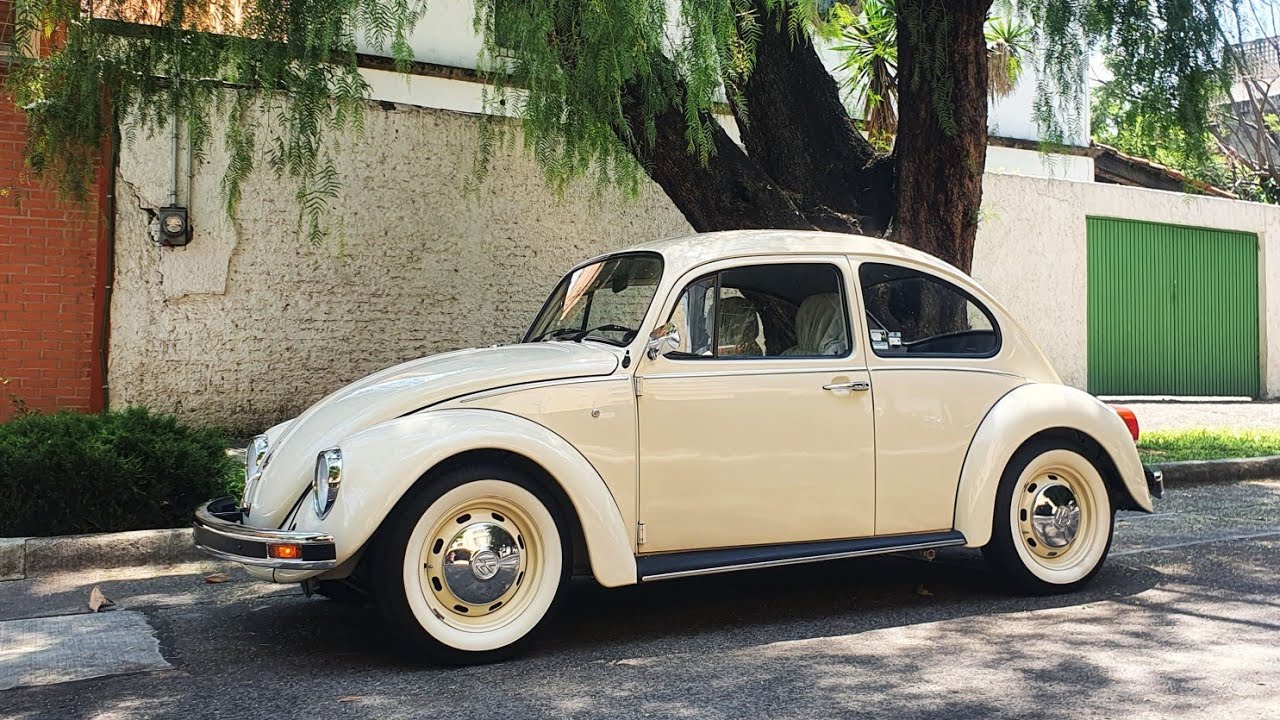 Como Salido de Agencia. Volkswagen Sedan 2004 Última Edición con solamente 5,700 kilómetros