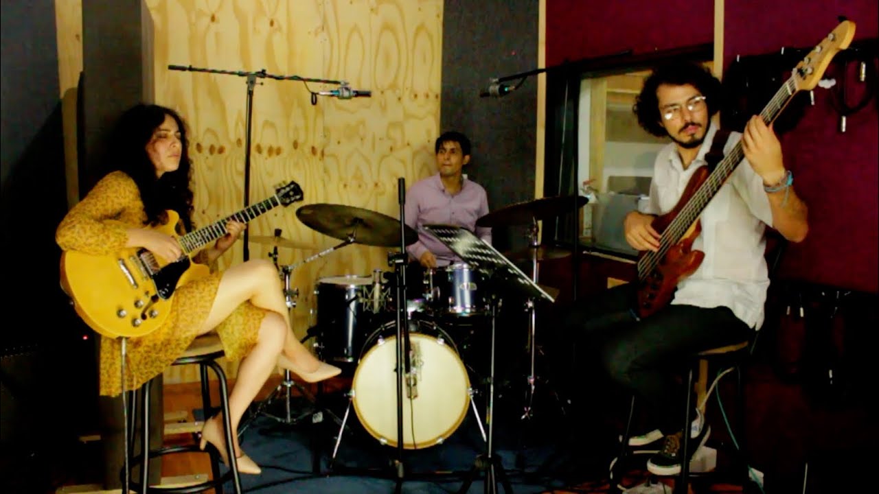 Angelica Alamillo Trio - Satin Doll ( Ellington/ Strayhorn)