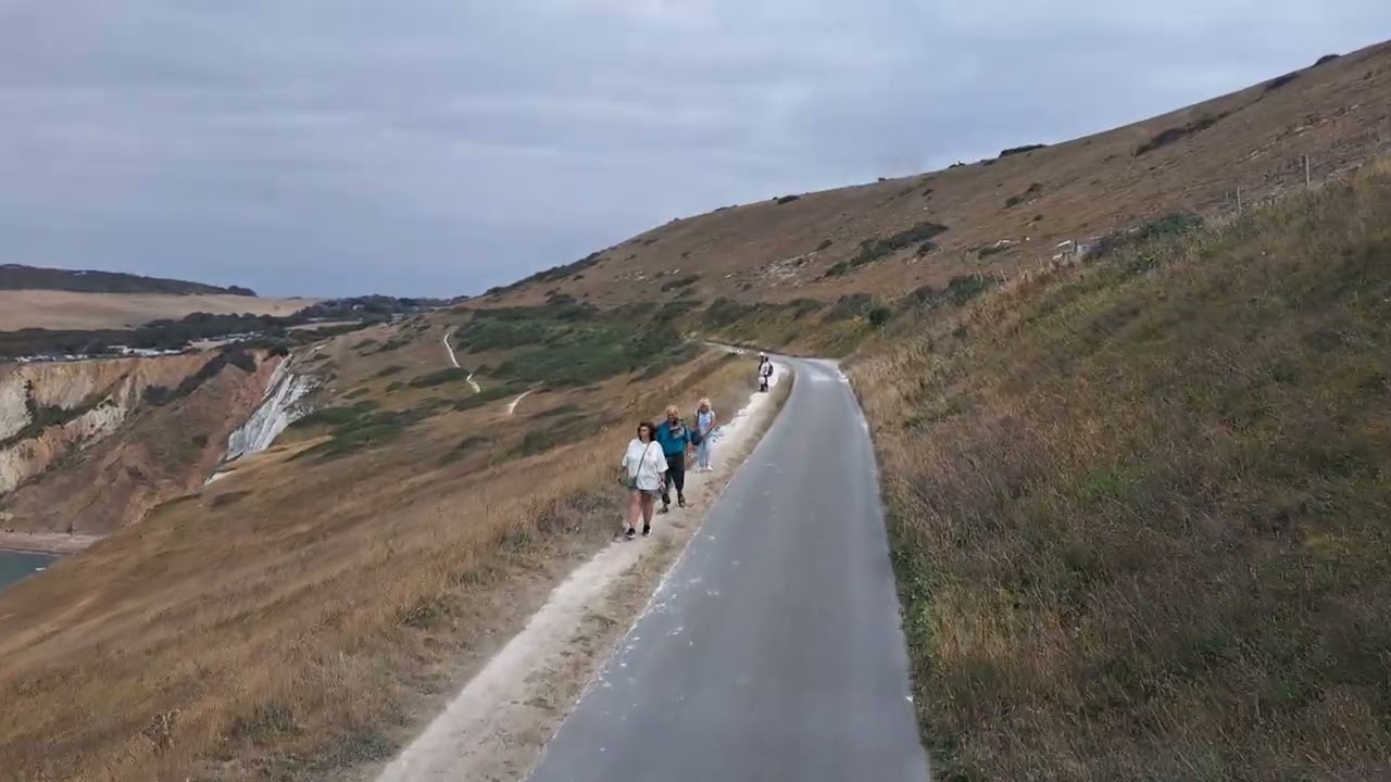 *Lovely View* Southern Vectis : Route Needles Breezer from Needles Battery to Alum Bay