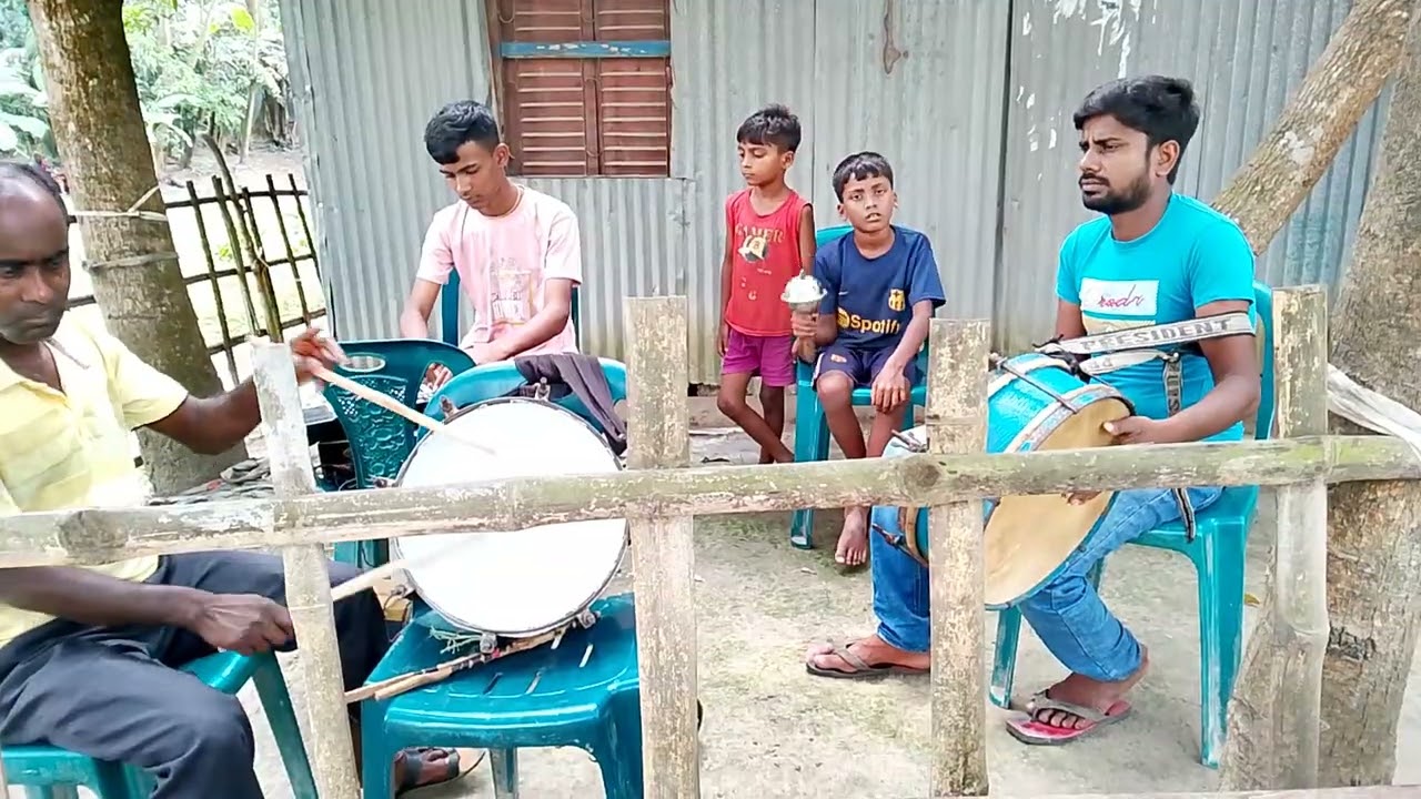 রবিদাসের বিয়ে বাড়ির বাজনা না দেখলে মিস করবেন