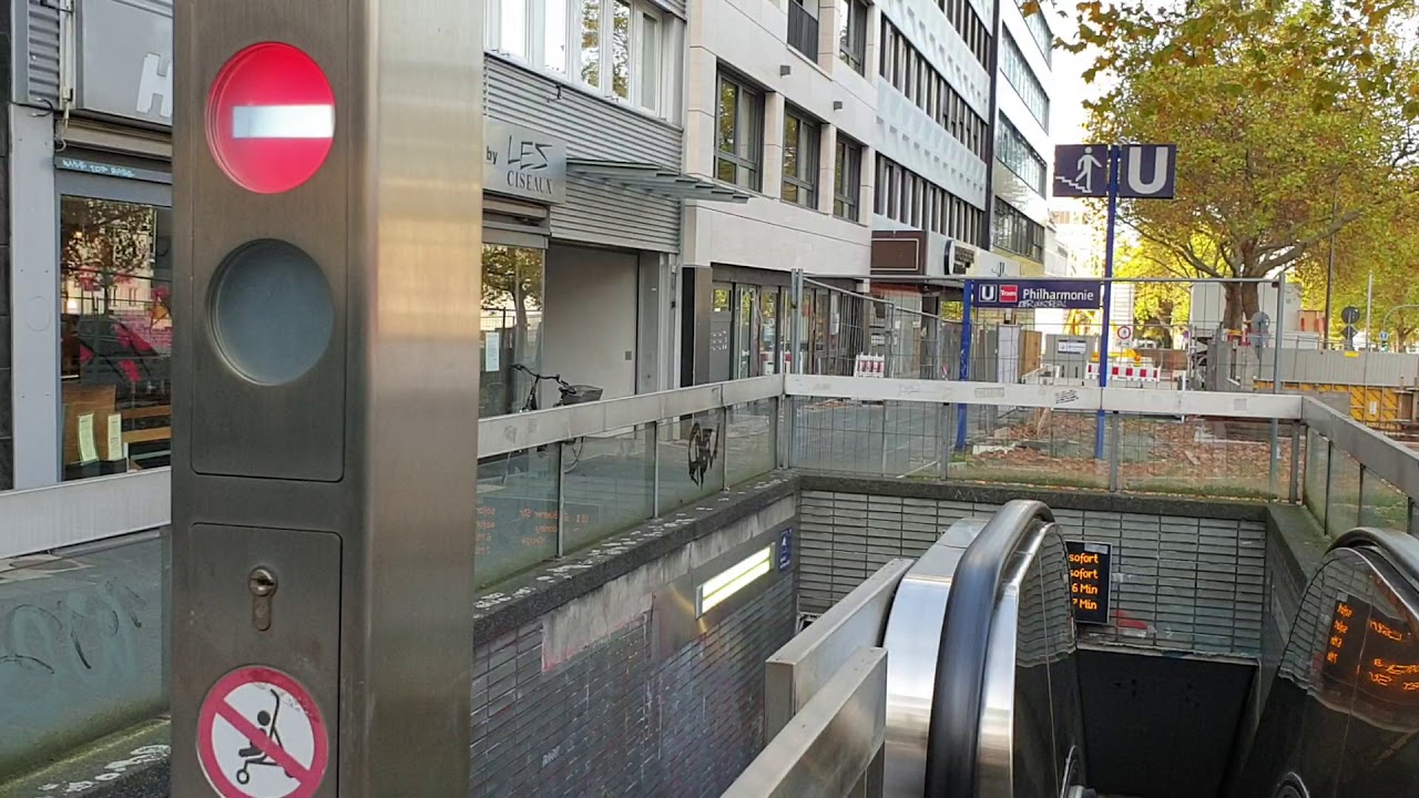 Die schmalste Fahrtreppe in Essen und Aufzugsneubau im U-Bahnhof Philharmonie