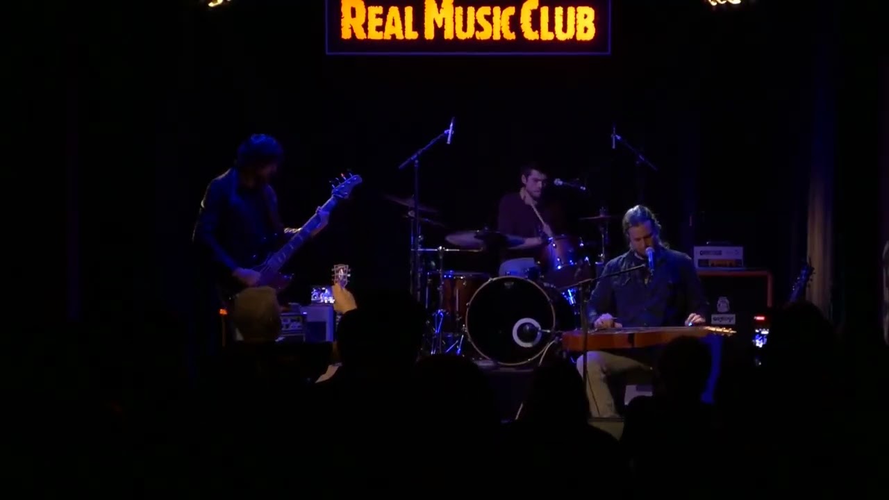 SCRAPTONES - Burning Land (LIVE)