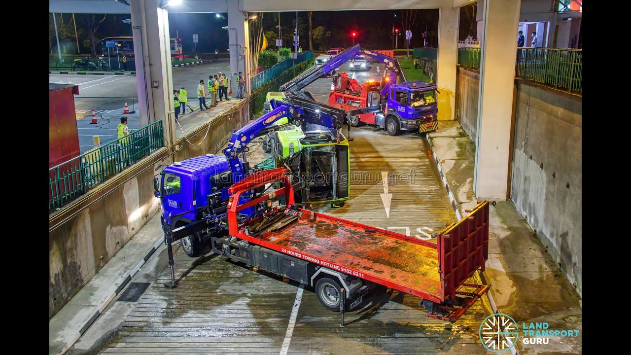 Tower Transit Bus Accident @ Bukit Batok Int - Recovery of Toppled Bus (SBS6403H)