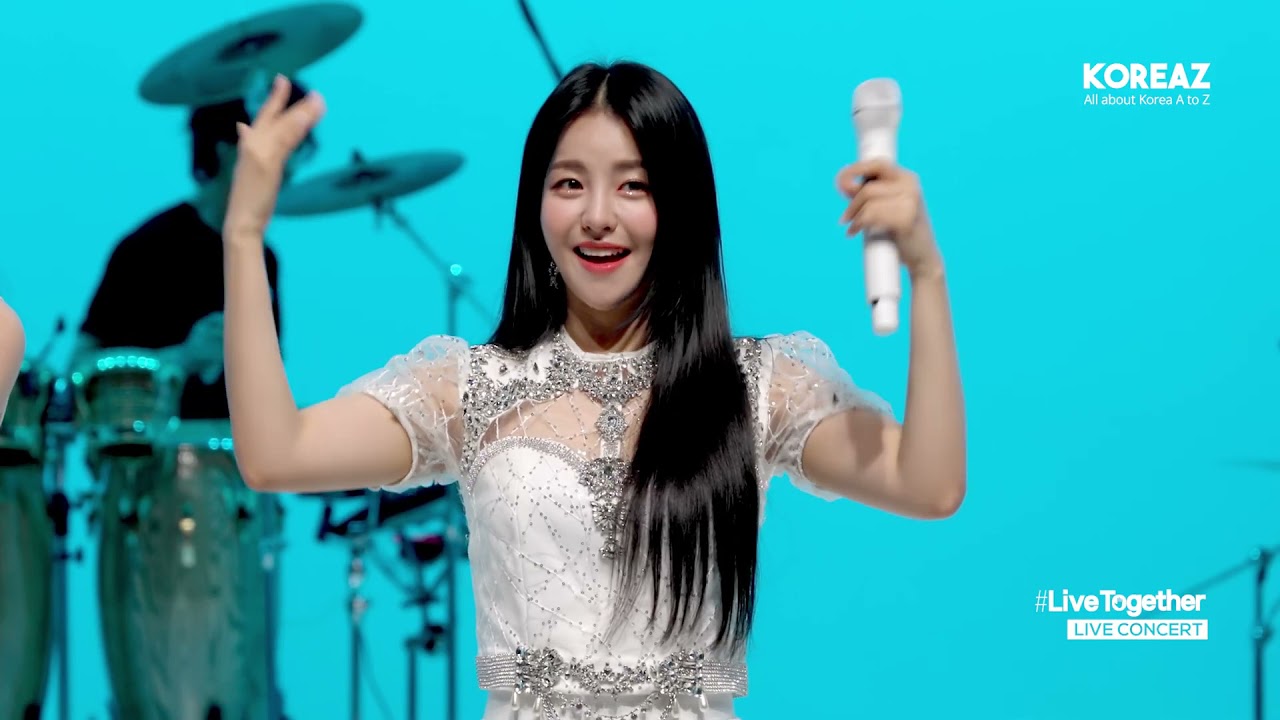 #LiveTogether Concert Pre Release │ Brave Girls (브레이브걸스) - Pool Party (Feat. E-CHAN of DKB)