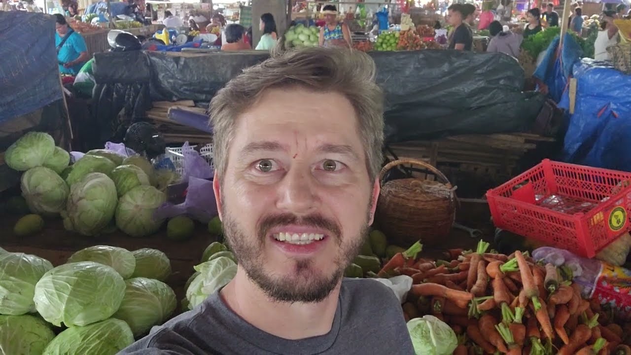 Visiting the Philippine open air fruit and vegetable market. 
