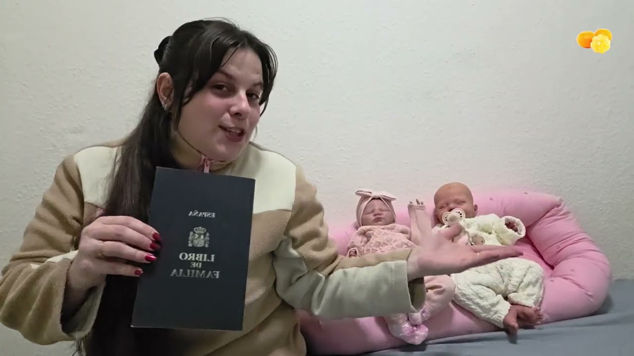 Libro de Familia para mis 2 bebés Reborn #reborn #bebereborn #mandarinareborn #muñecas 