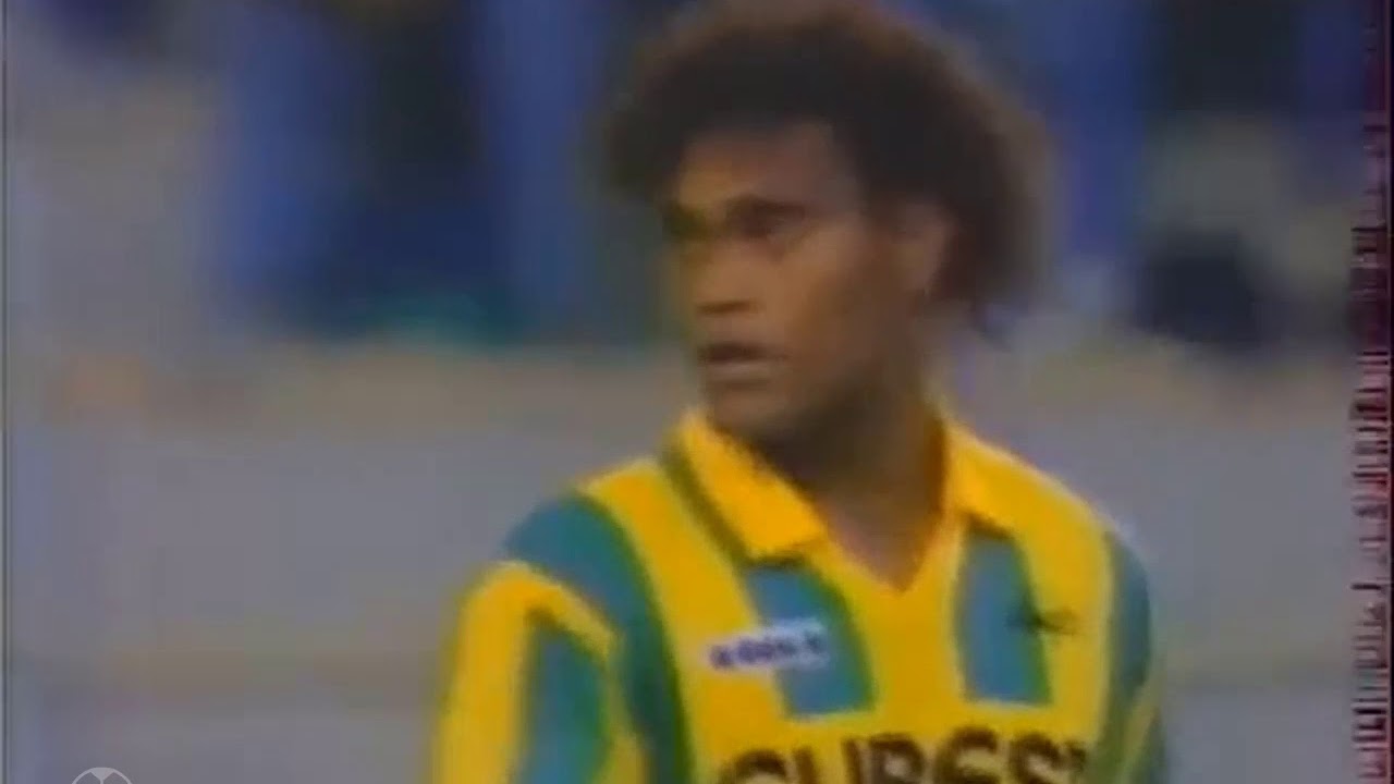 Christian Karembeu played the best defense in FC Nantes vs  Paris Saint Germain | Football Moments