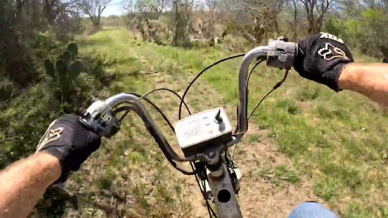 Trail riding a Yamaha MJ50 Towny, very bumpy.